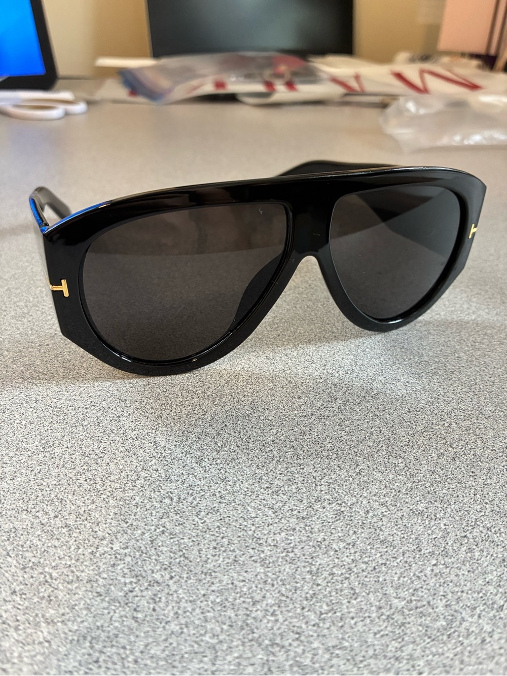 Tom Ford-Inspired Black Aviator Sunglasses